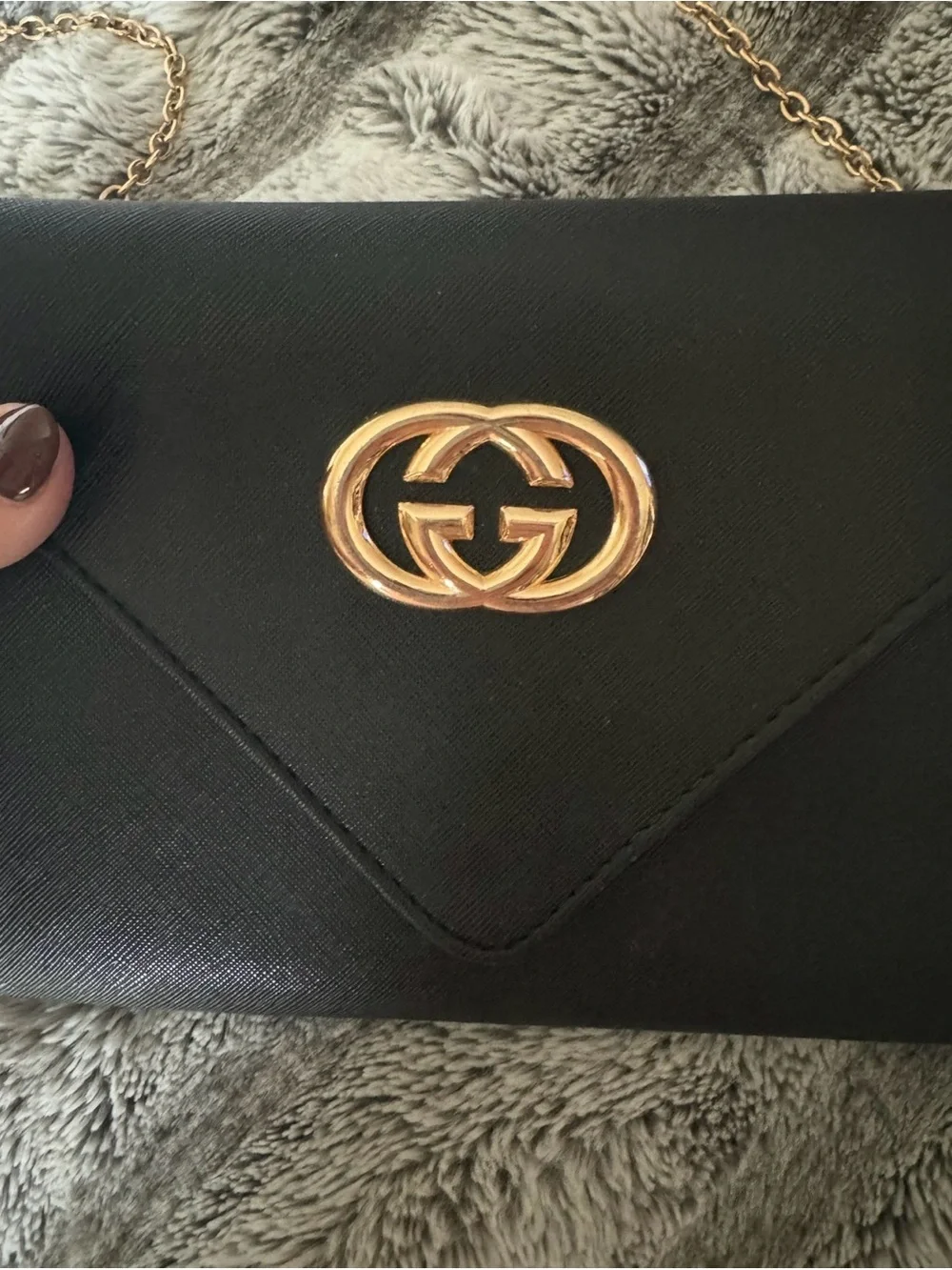 Gucci sleek black