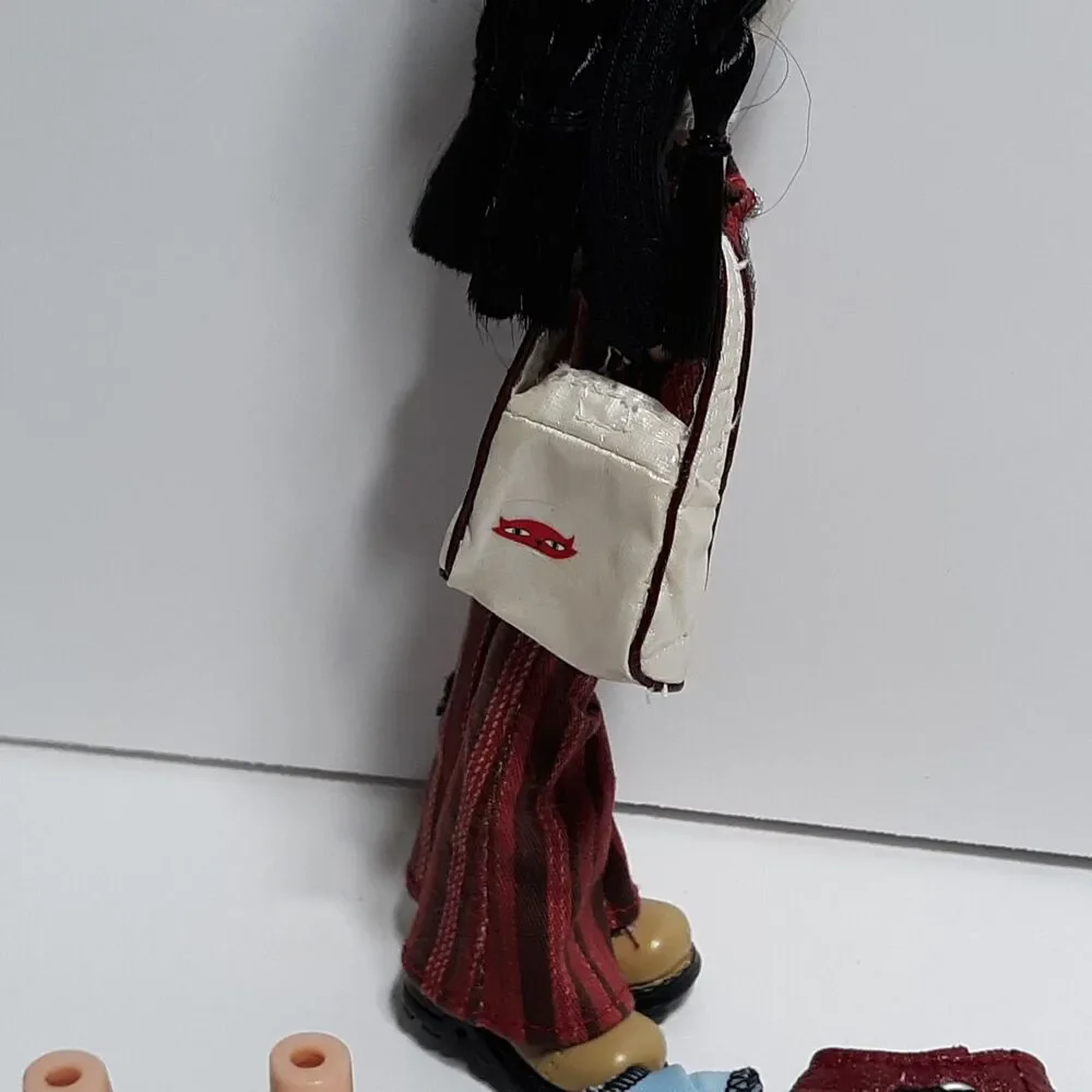 MGA Entertainment bratz doll