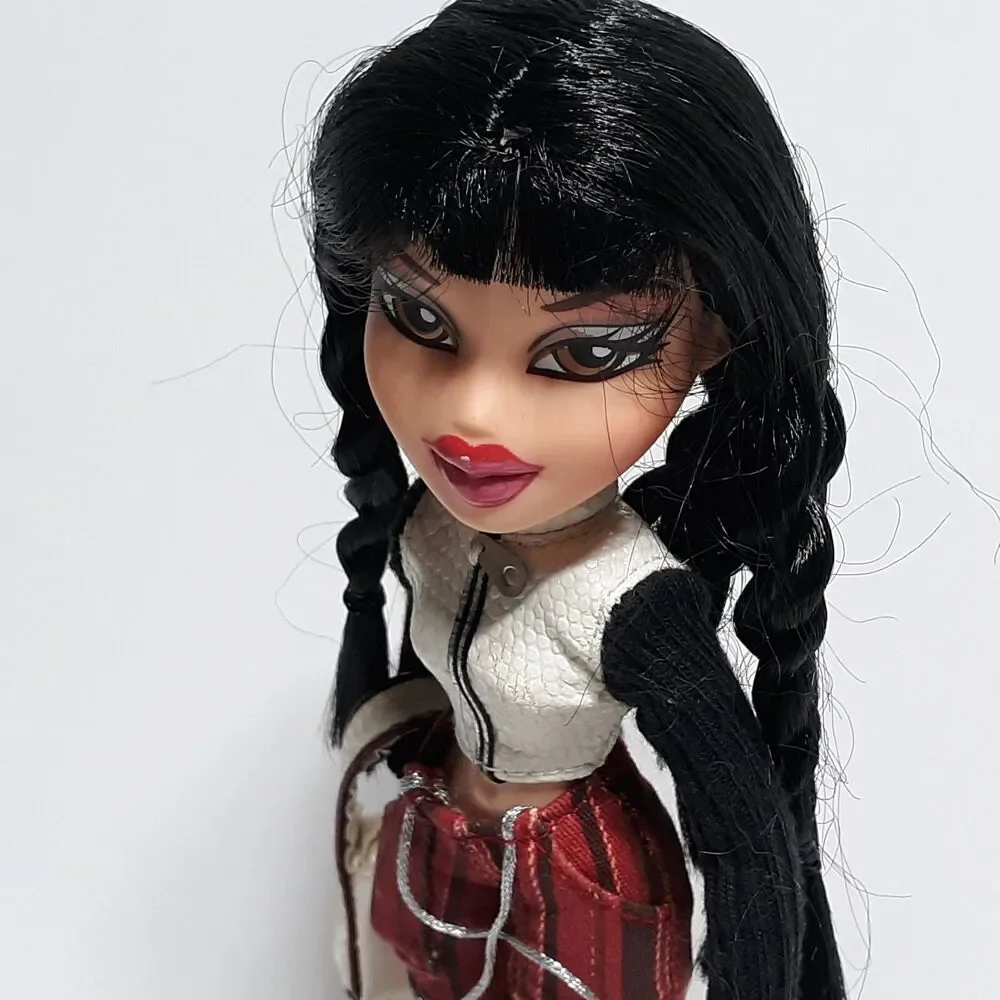 MGA Entertainment bratz doll