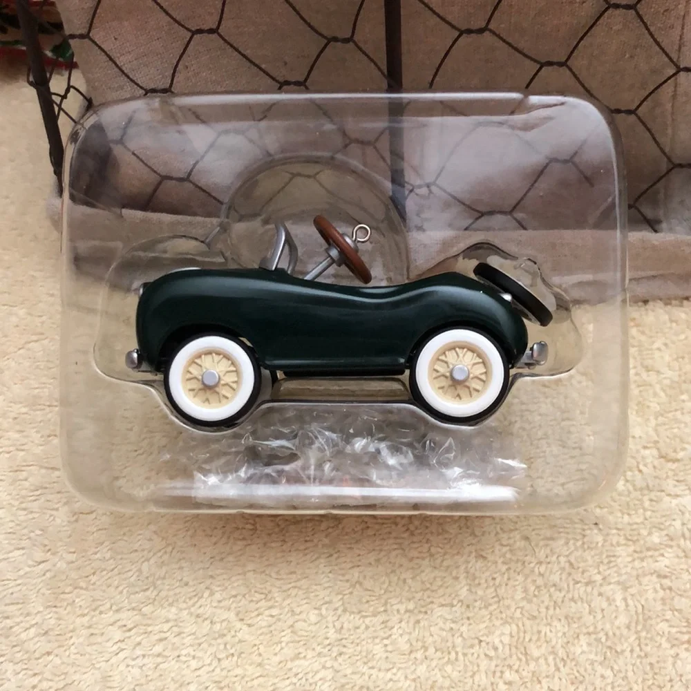 Hallmark nib box25b