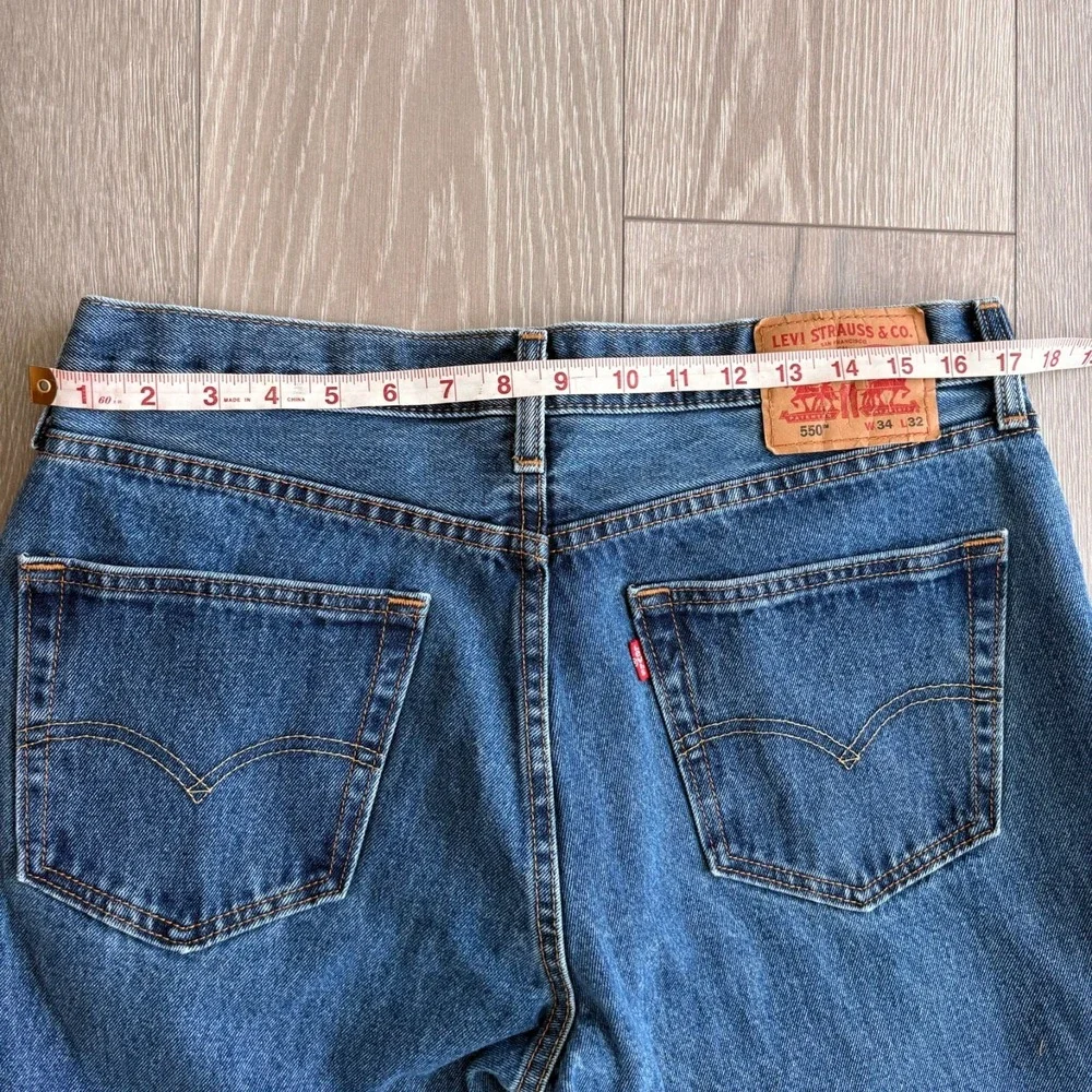 Levis levi 550