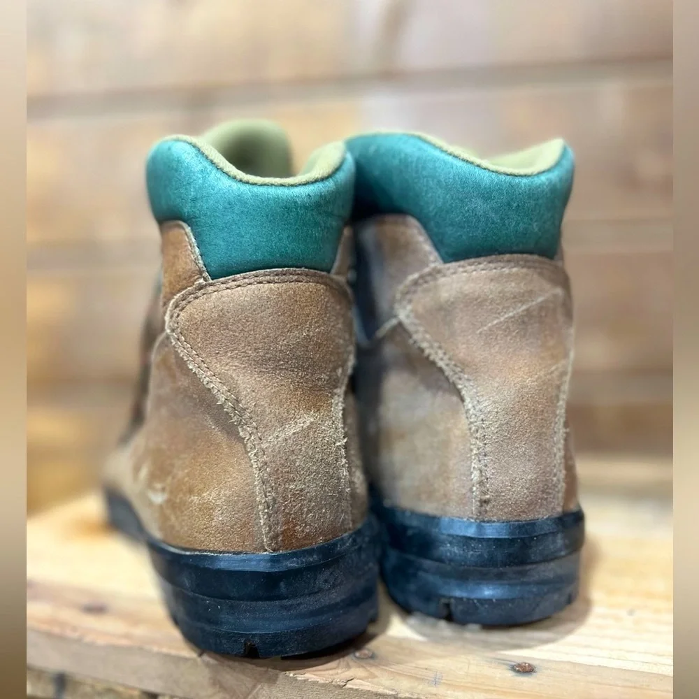 Asolo suede leather