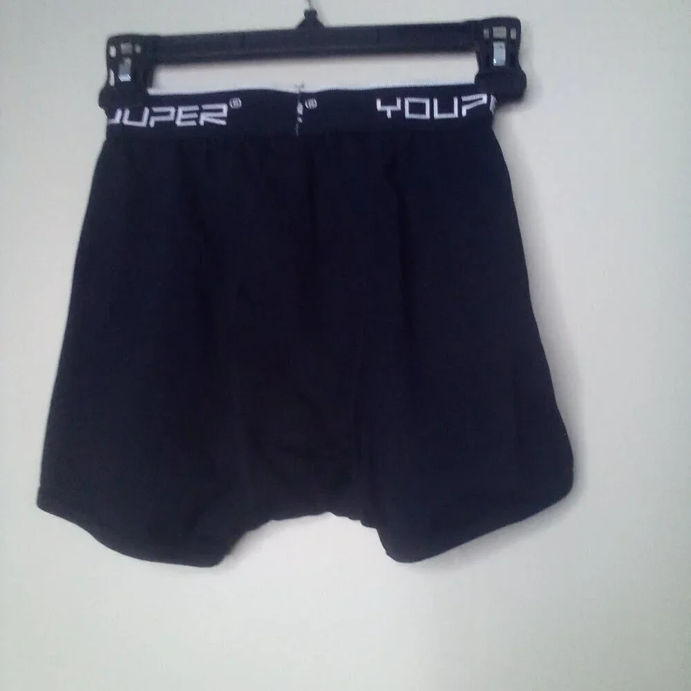 Youper youth boxer