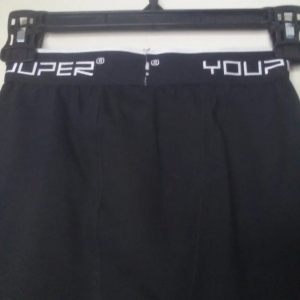 Youper youth boxer