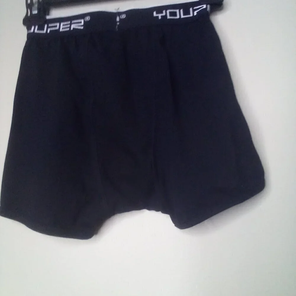 Youper youth boxer