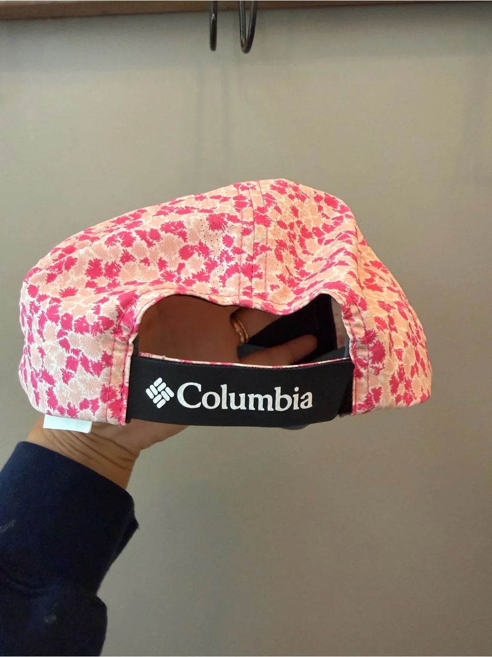 Columbia baseball cap