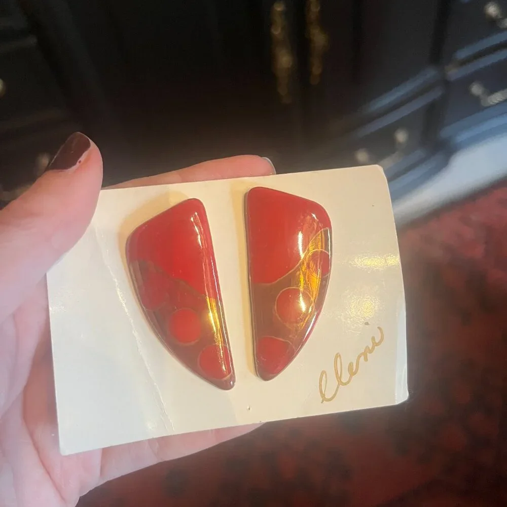 N/A vintage hand