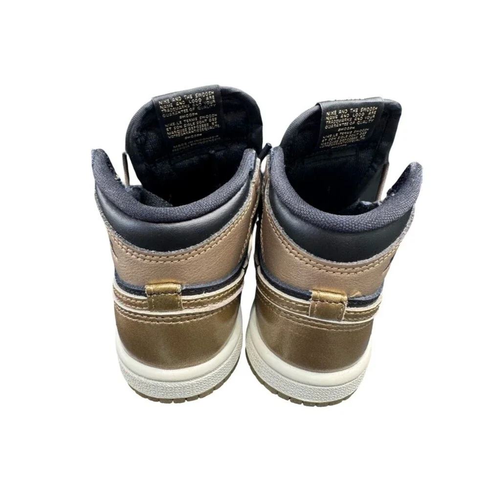 Nike Air Jordan 1 Retro High Black Gold Toddler 6C Sneakers Deadstock