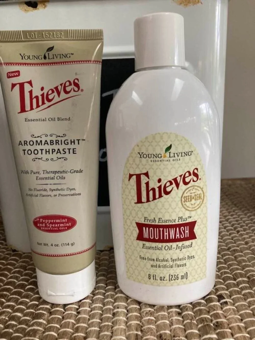 YOUNG LIVING THIEVES TOOTHPAST MOUTHWASH BUNDLE