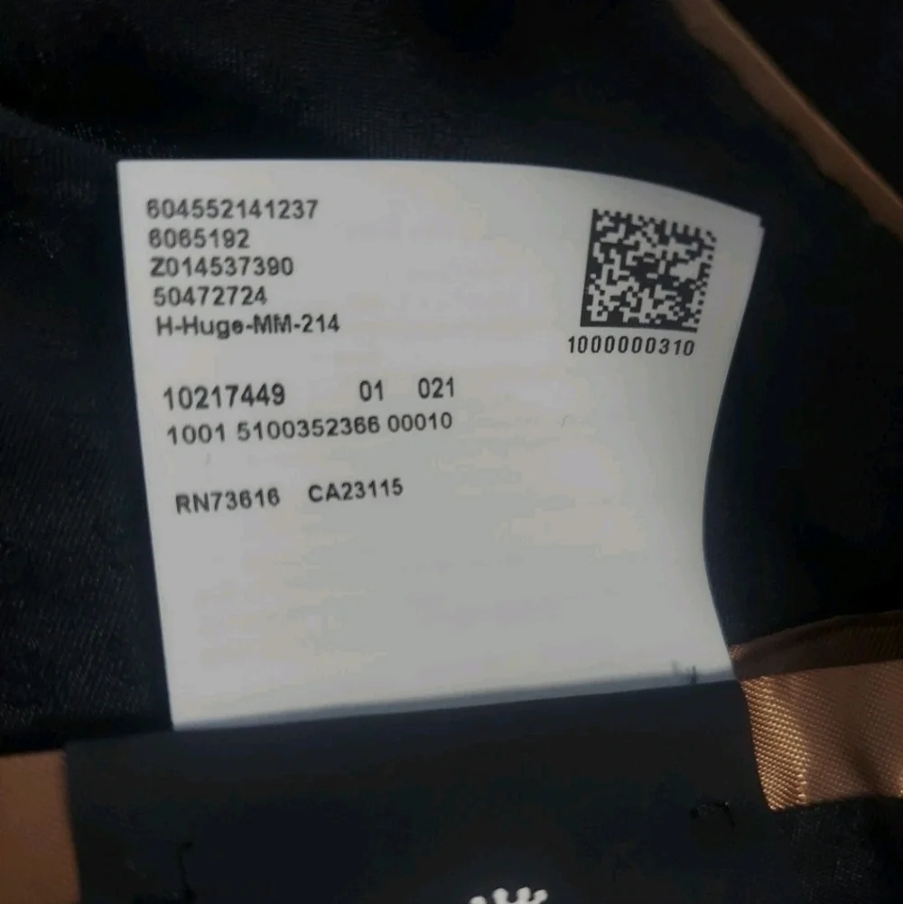 Hugo Boss details single