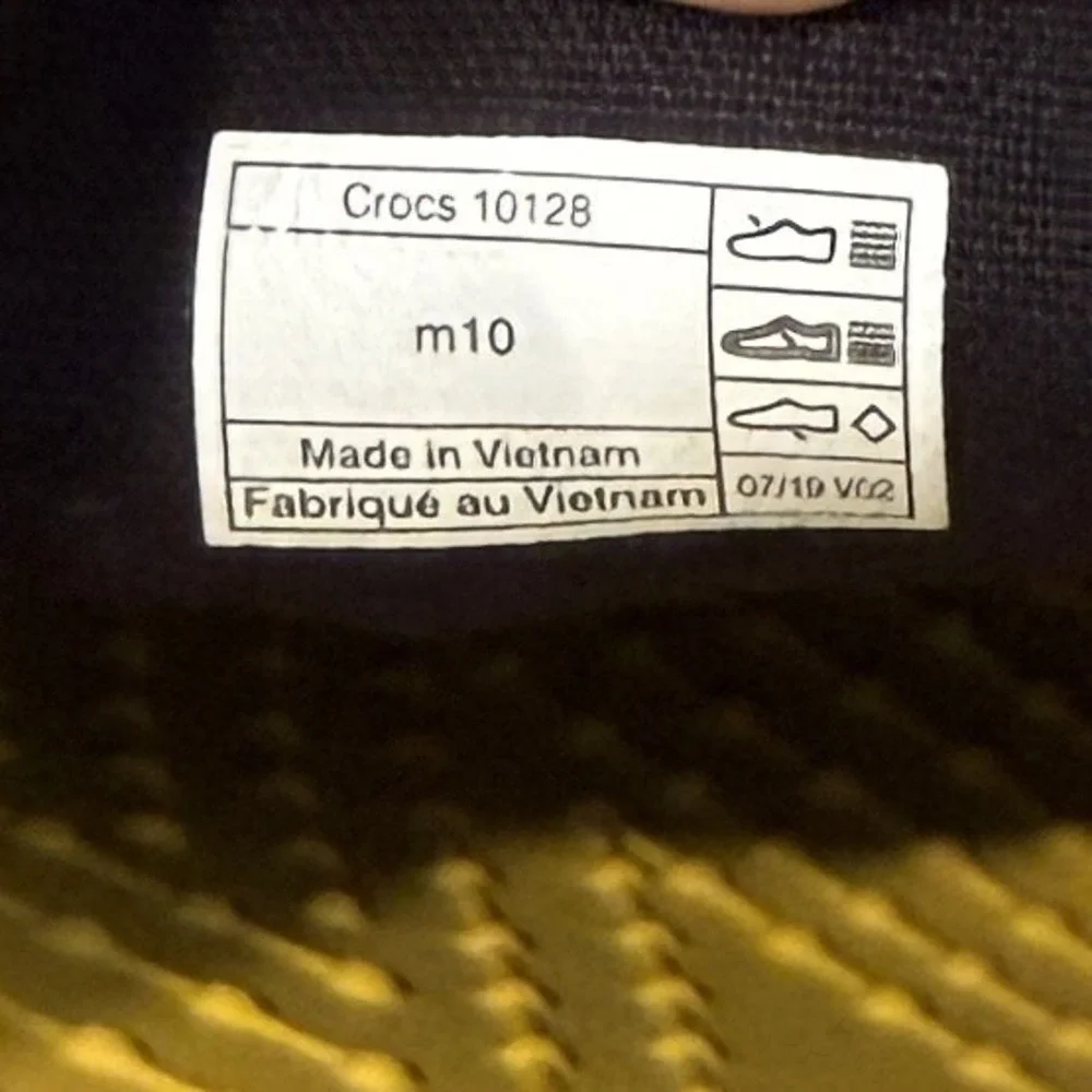CROCS good free