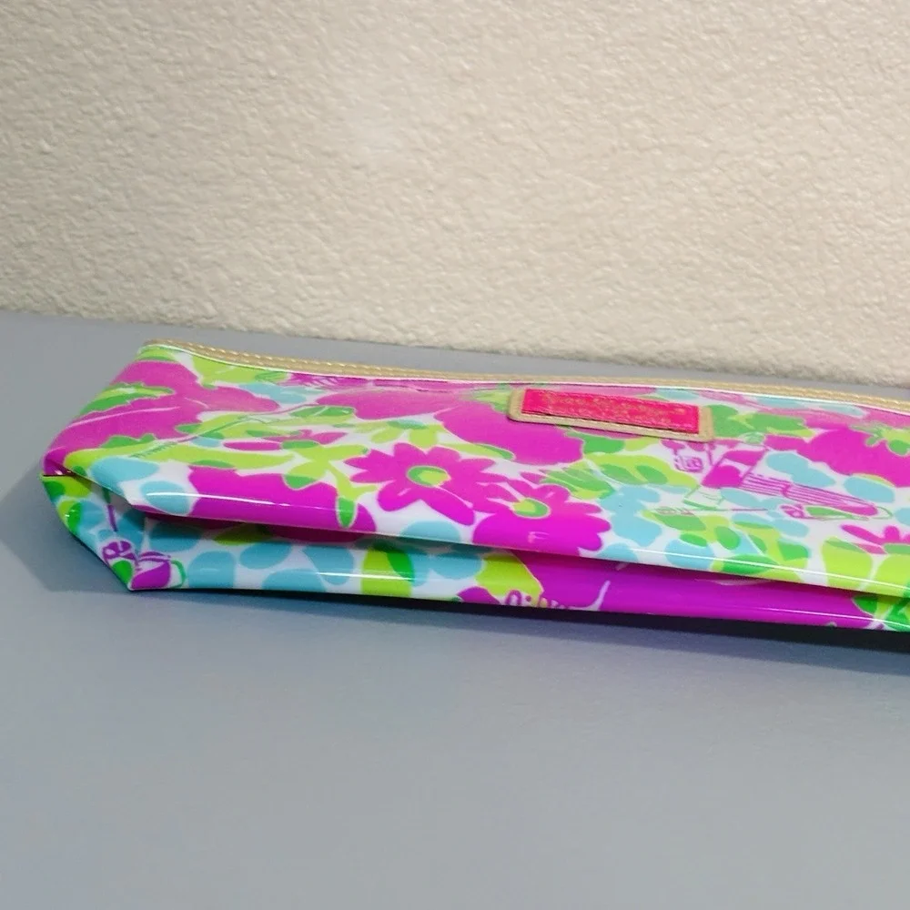 Lilly Pulitzer beautiful sturdy