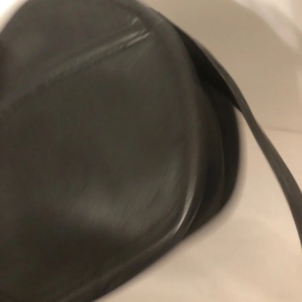 Coach wear surface
