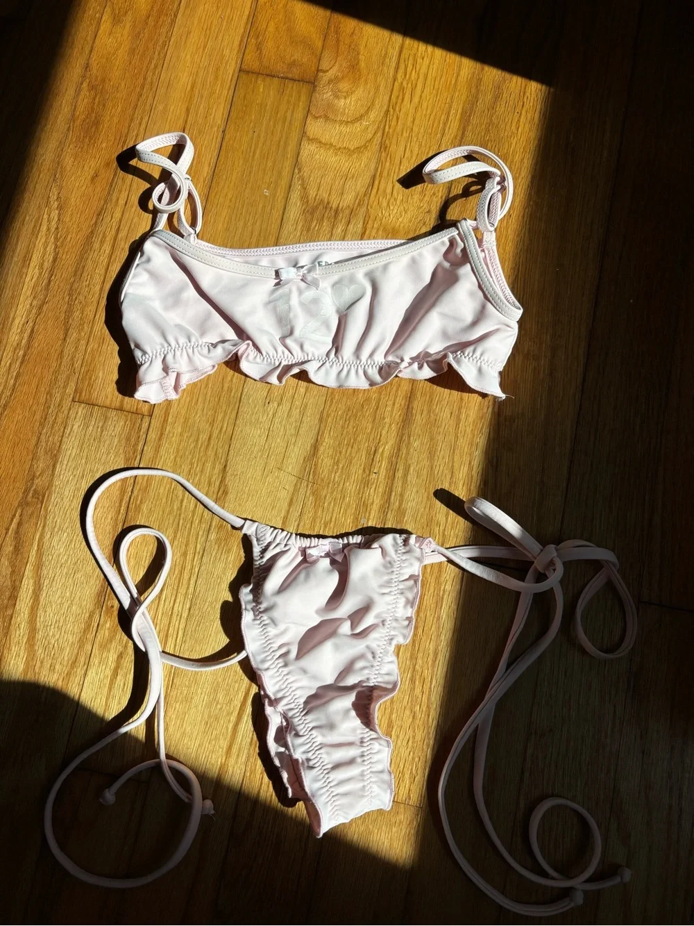 Frankies Bikinis super cute