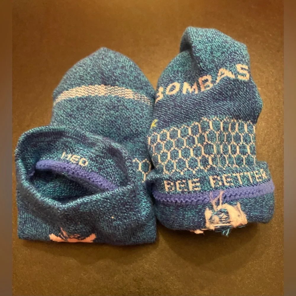 Bombas pair woman