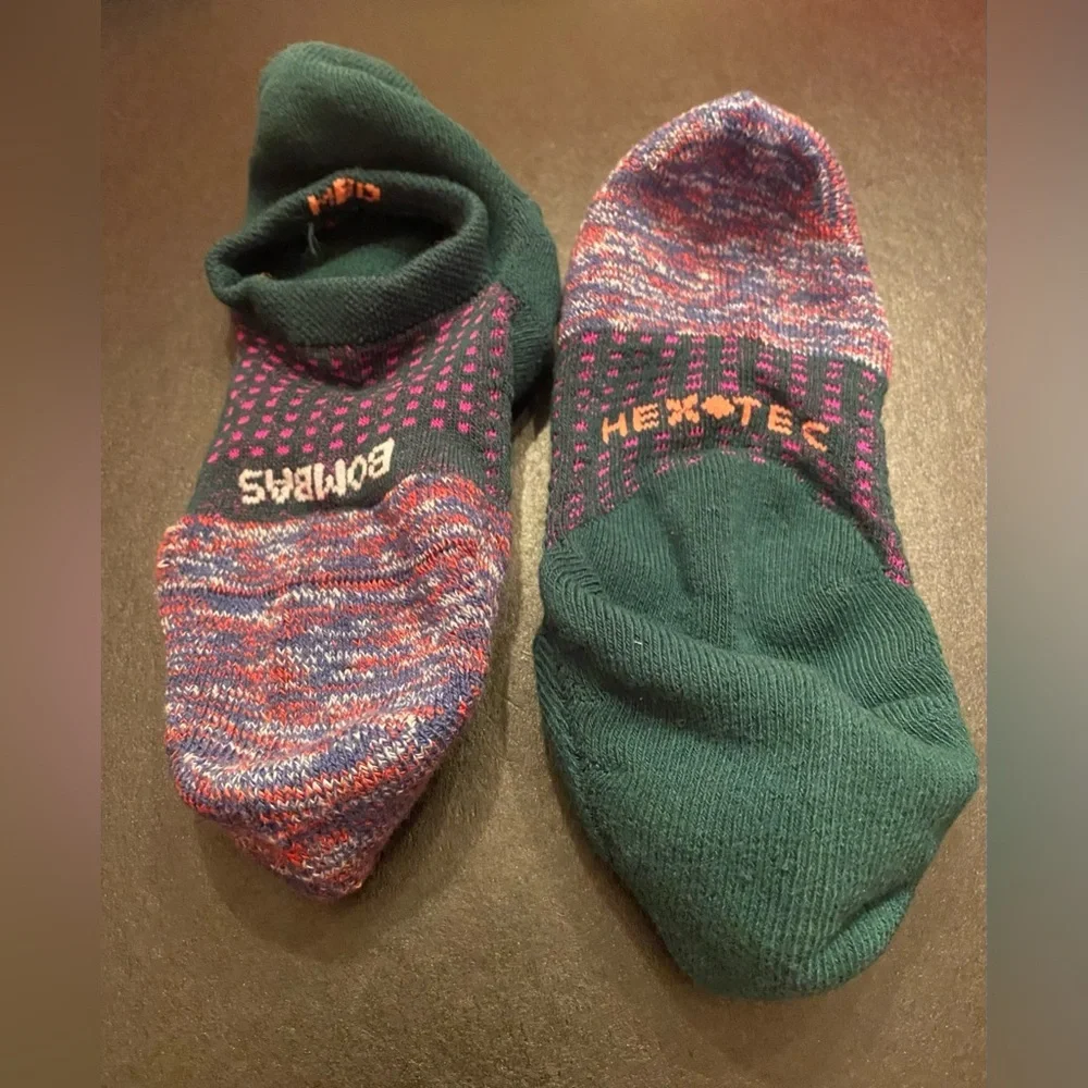 Bombas pair woman