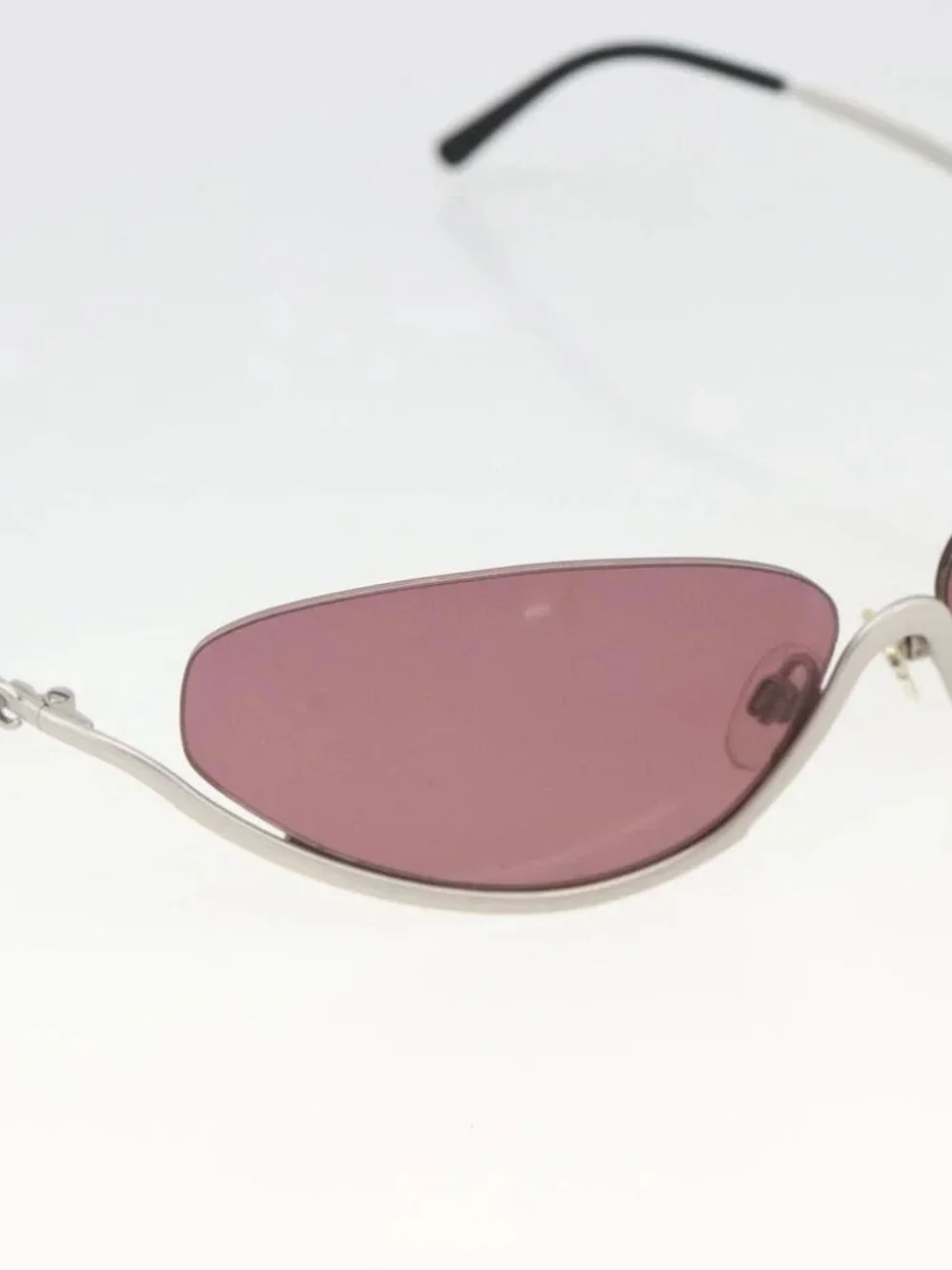 CHANEL brand	chanel color	silver