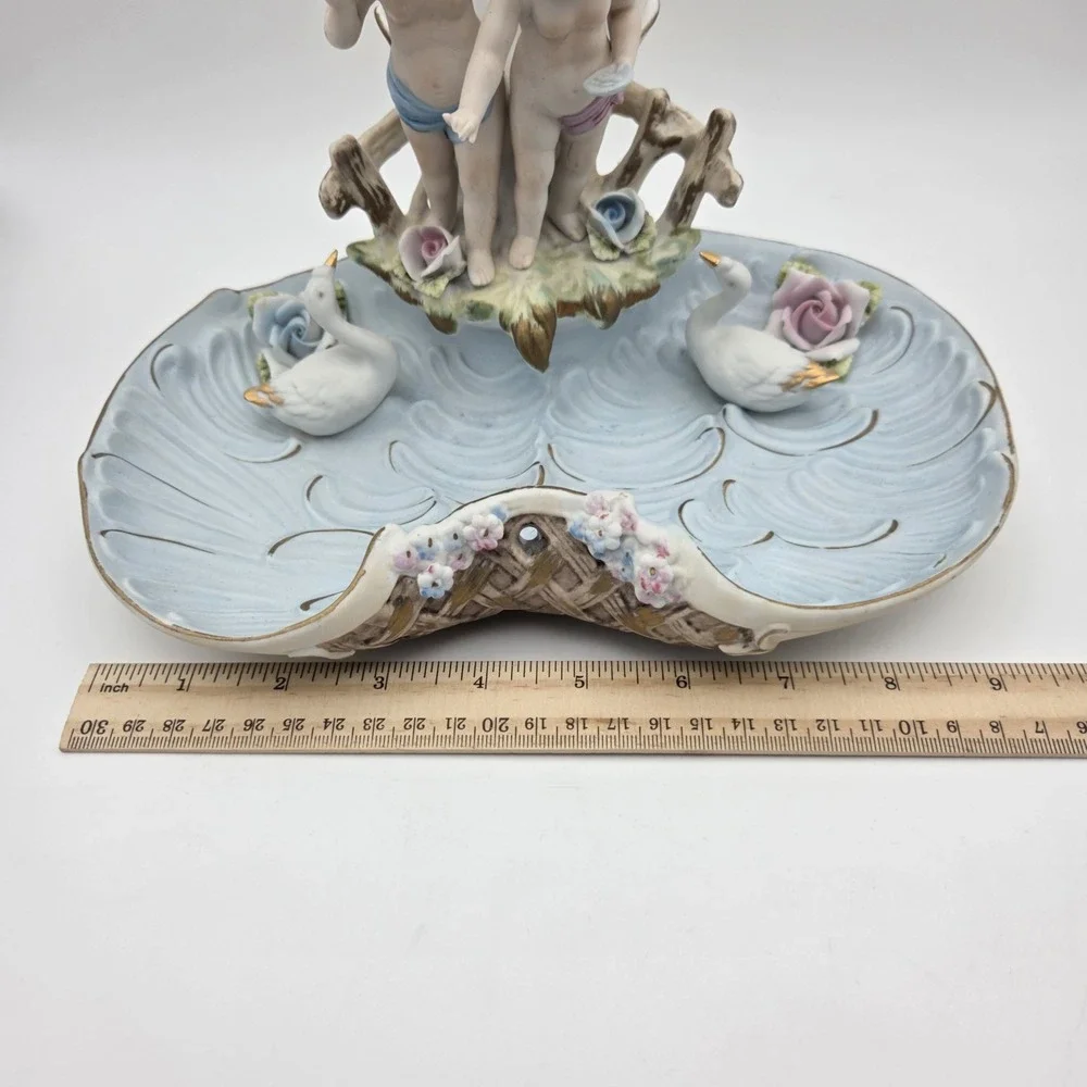 N/A vintage baroque
