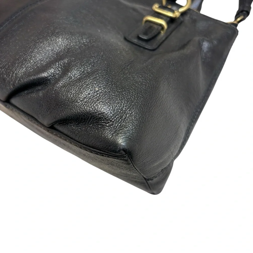 Coach stuffing bag