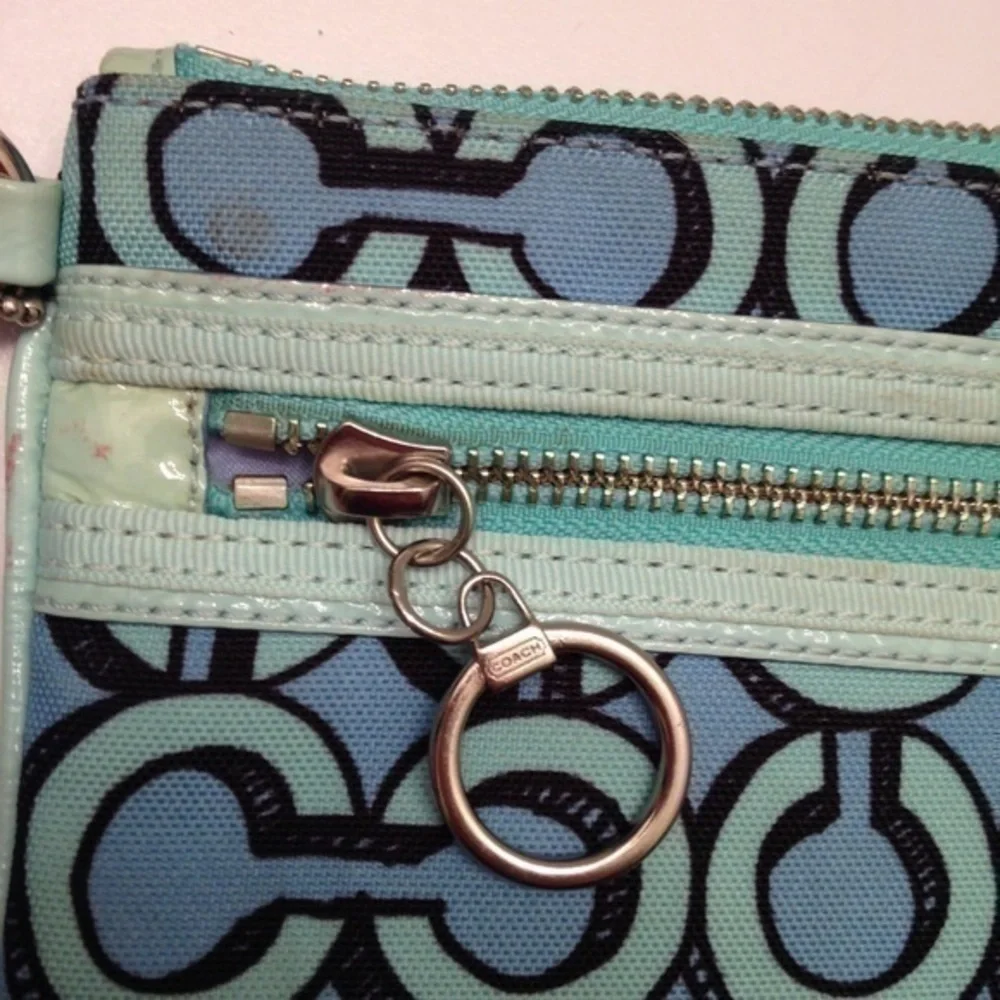 Coach stunning hard