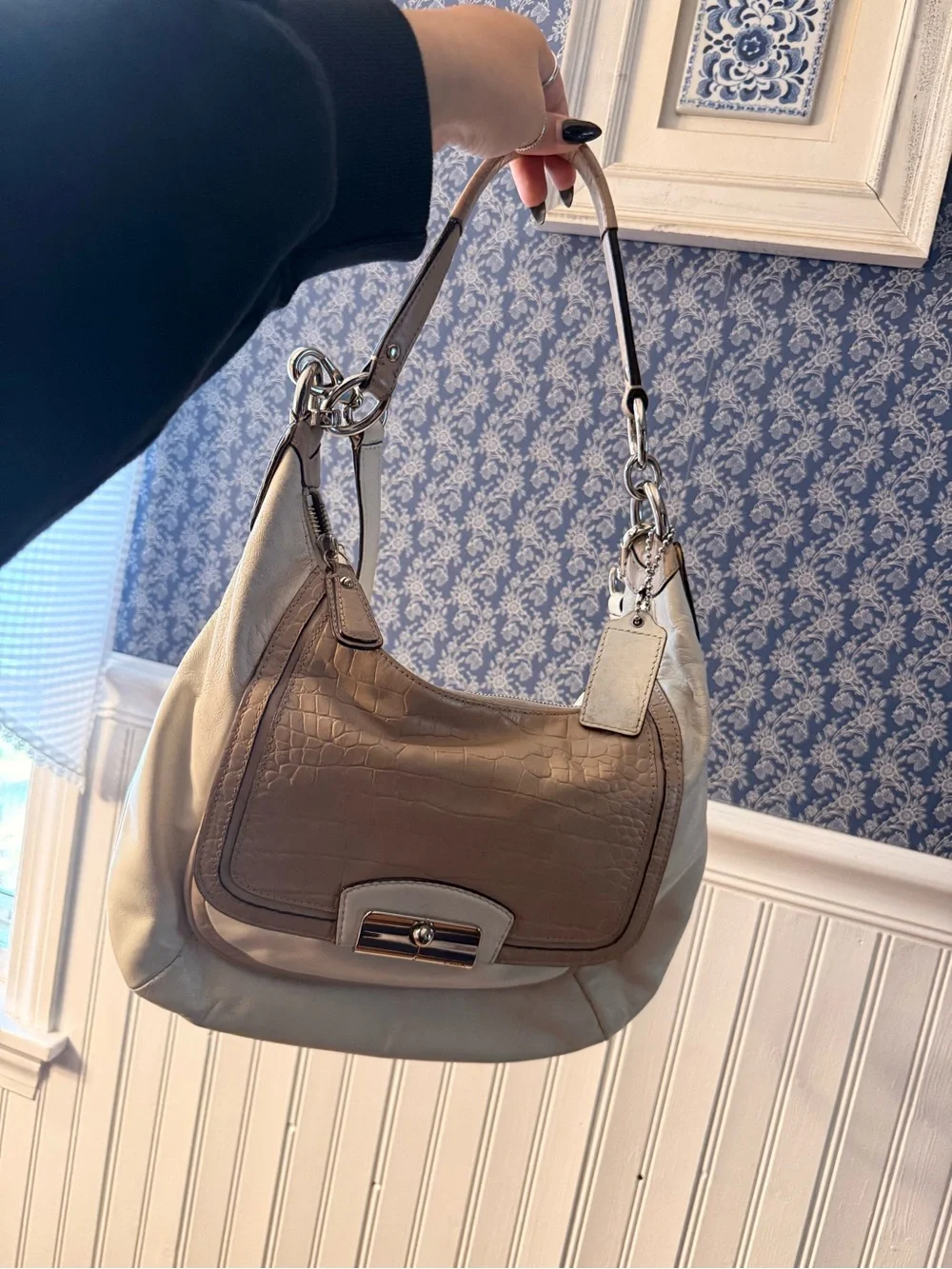 Coach shoulder bag