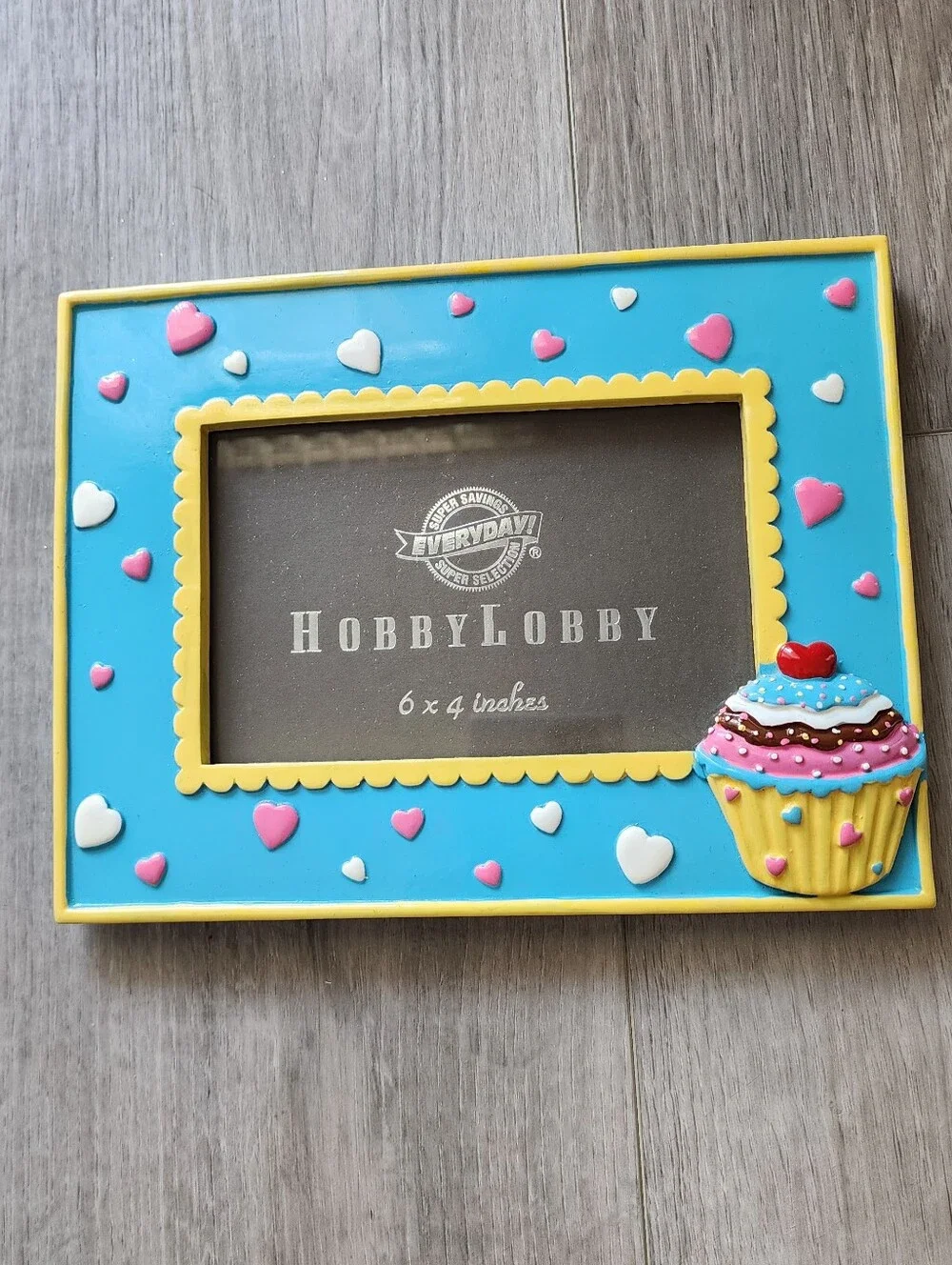 ​Hobby Lobby Cupcake & Hearts 4x6 Picture Frame