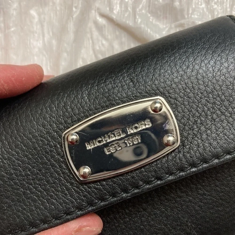 Michael Kors missing keyring