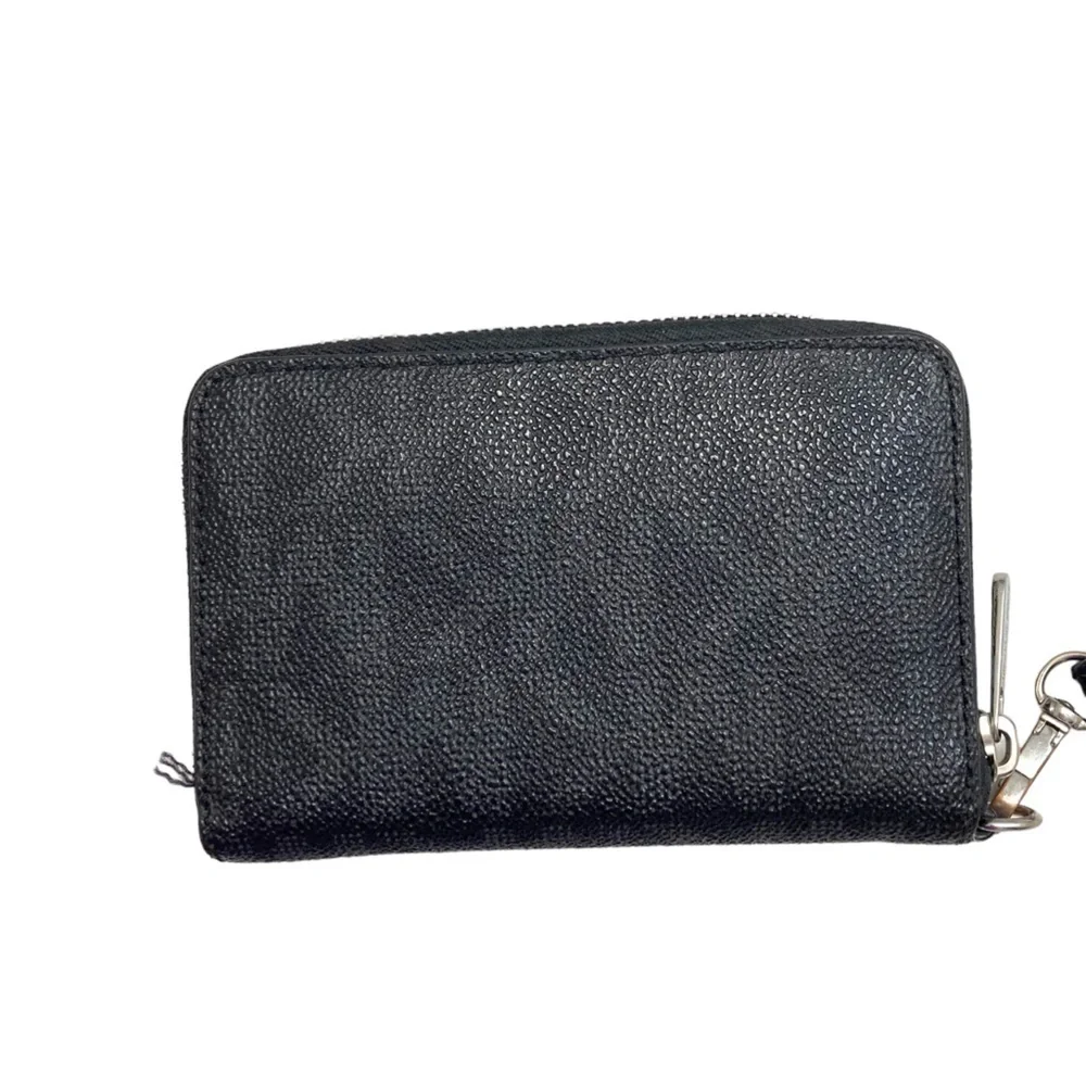 Michael Kors some wear