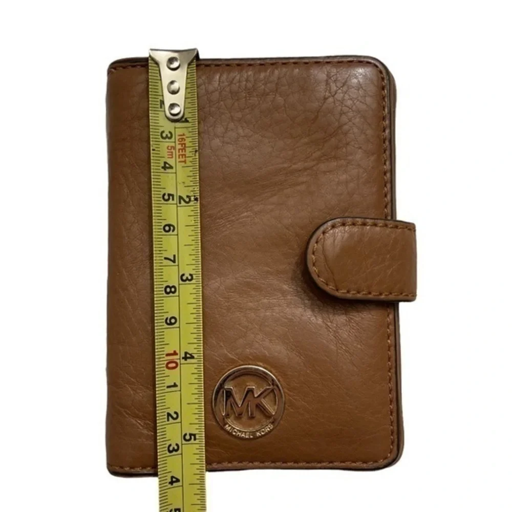 Michael Kors light wear