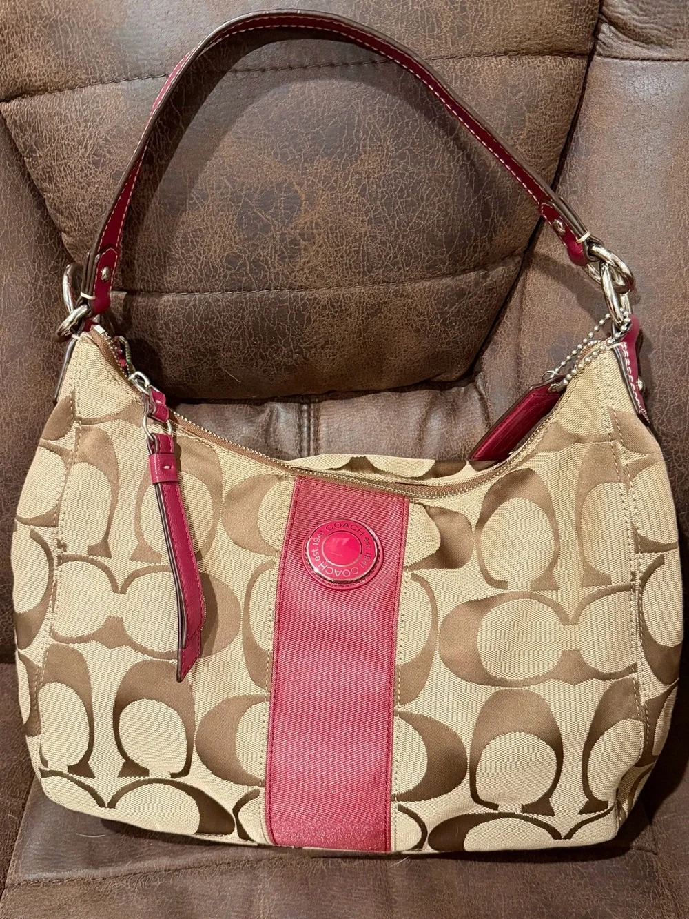 Coach detailed color