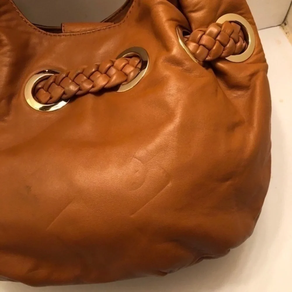 Michael Kors bag has