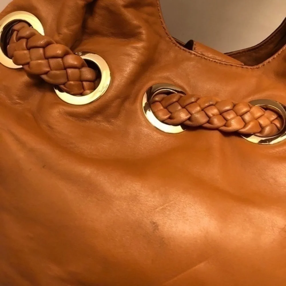 Michael Kors bag has