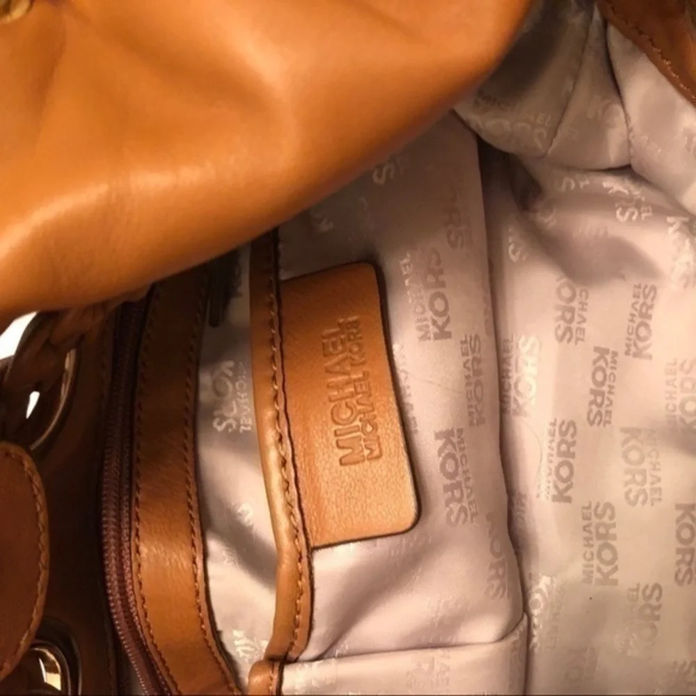 Michael Kors bag has