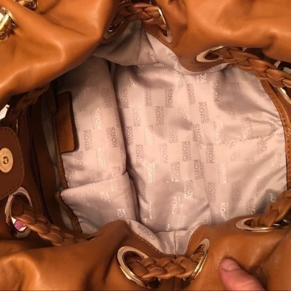 Michael Kors bag has