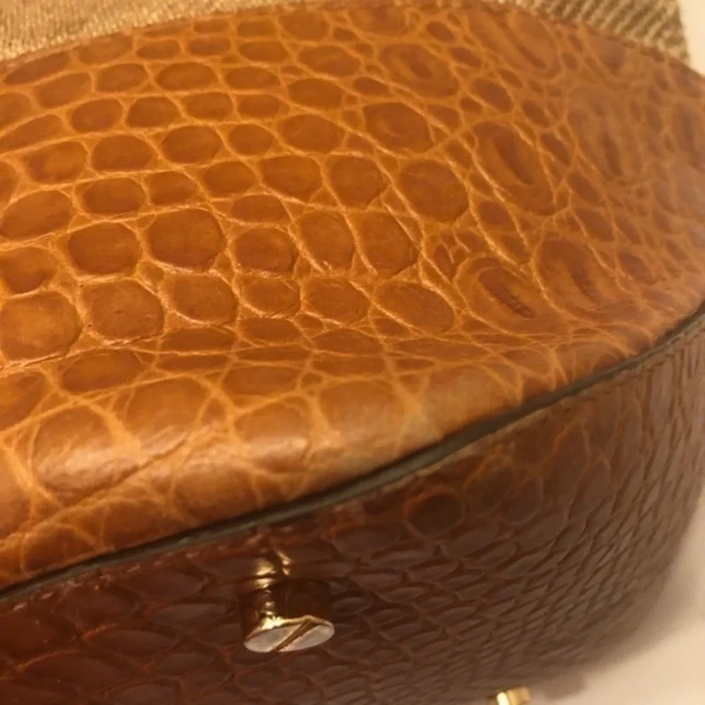 Michael Kors tone bag
