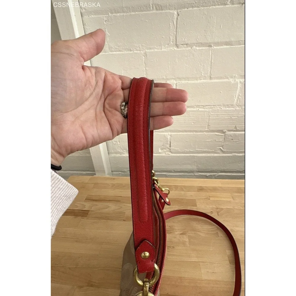 Coach beige red
