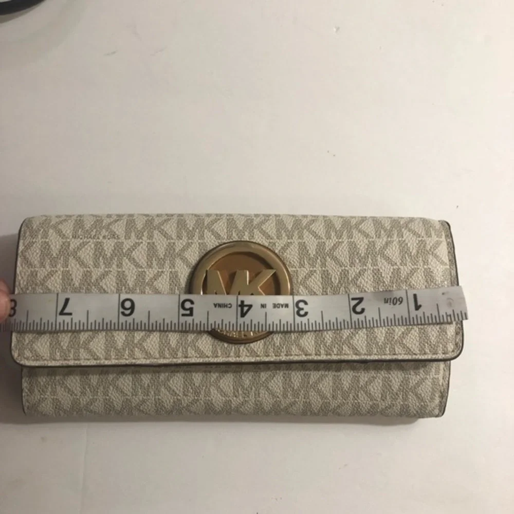 Michael Kors some wear