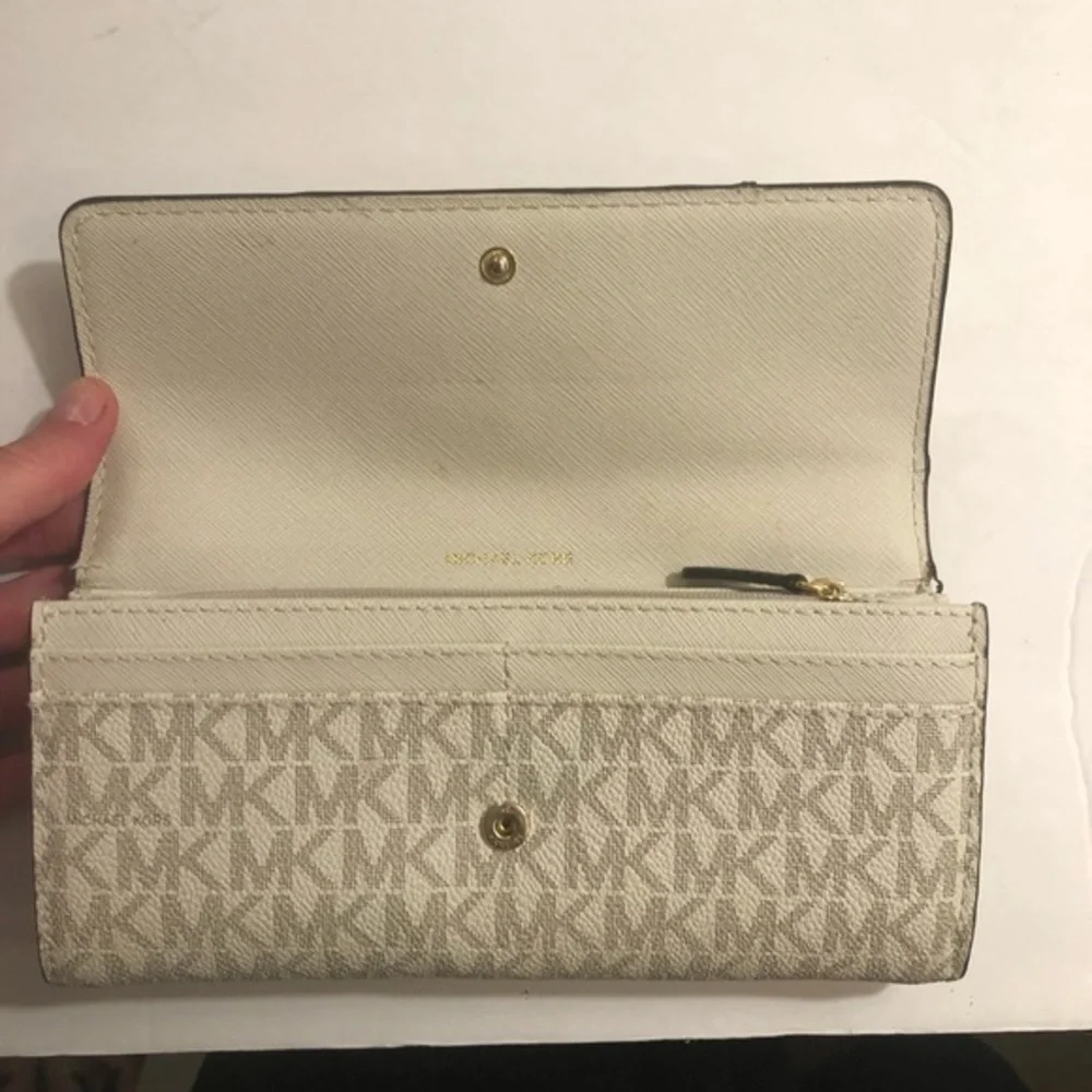 Michael Kors some wear