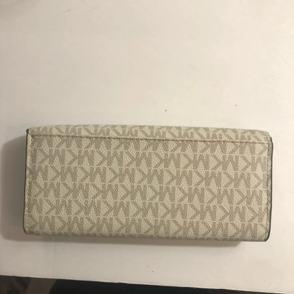 Michael Kors some wear