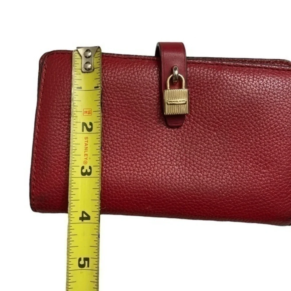 Michael Kors some wear