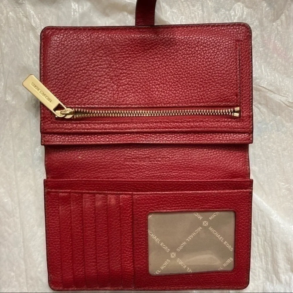 Michael Kors some wear