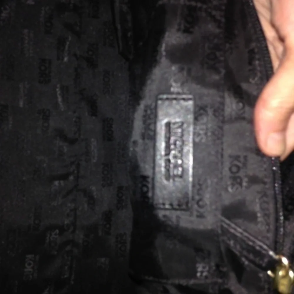 Michael Kors bag has