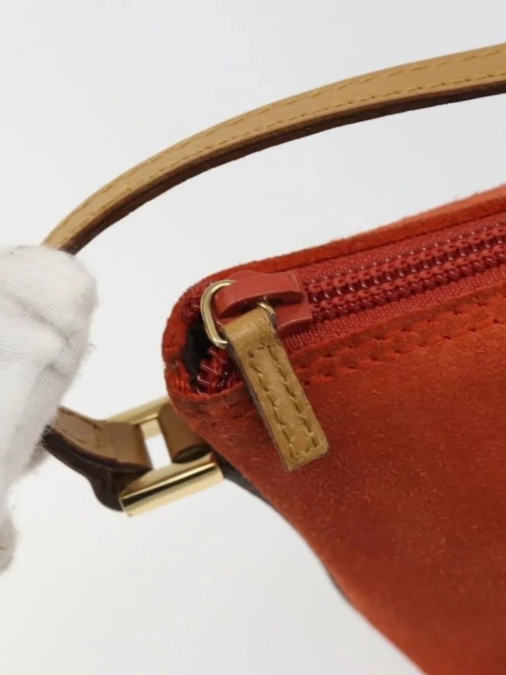 Gucci brand	gucci color	orange