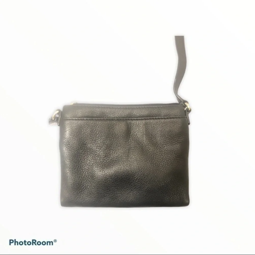 Michael kors black leather crossbody bag