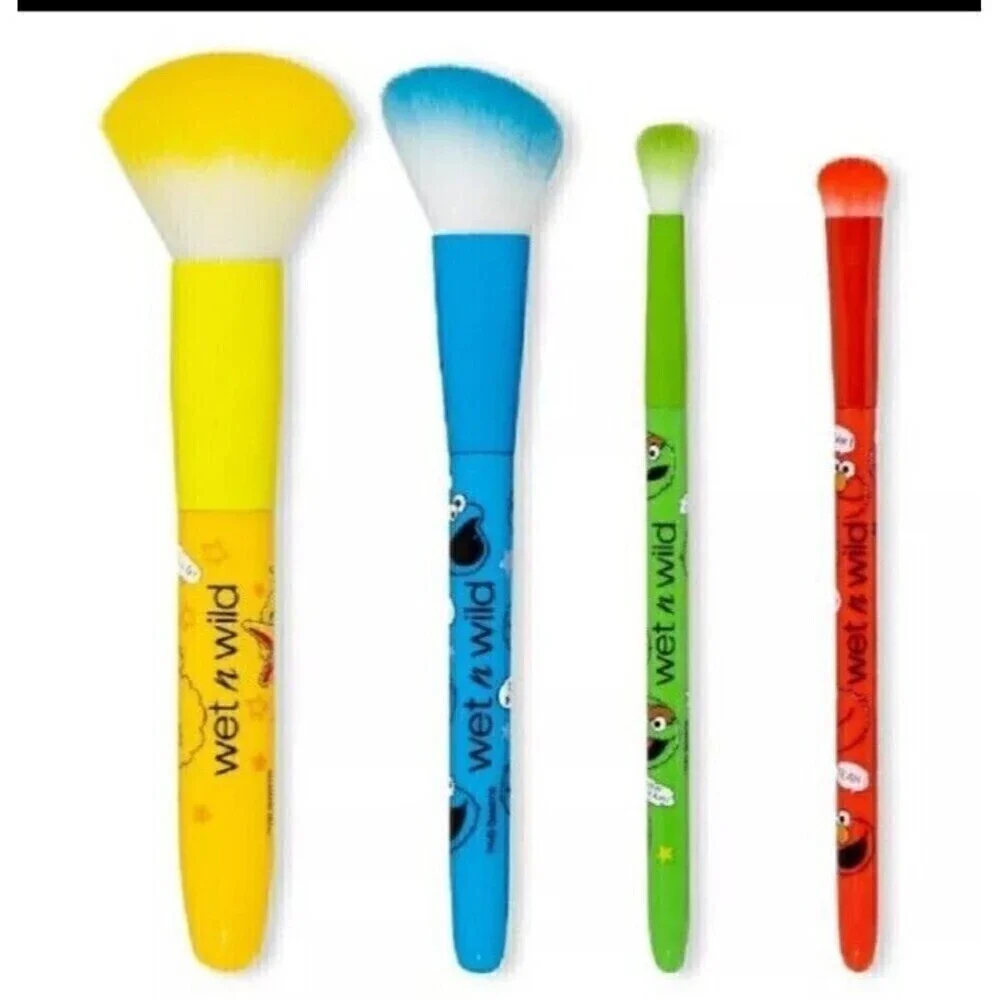 Wet N Wild Sesame Street  Makeup Brush Set Limited Edition 4 Piece Colorful NEW