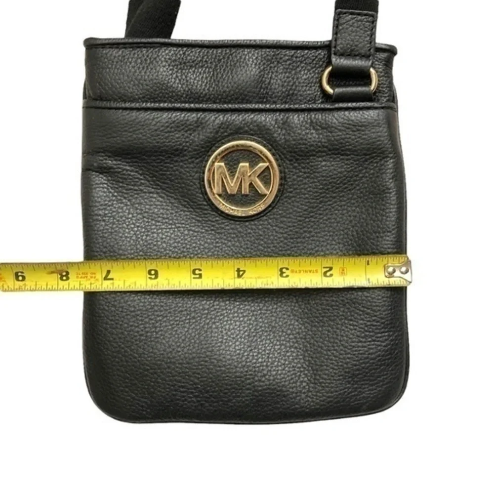 Michael Kors some wear