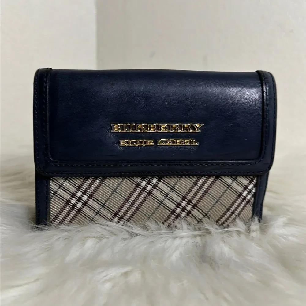 💯Authentic Burberry Blue Label Short Wallet 🍀