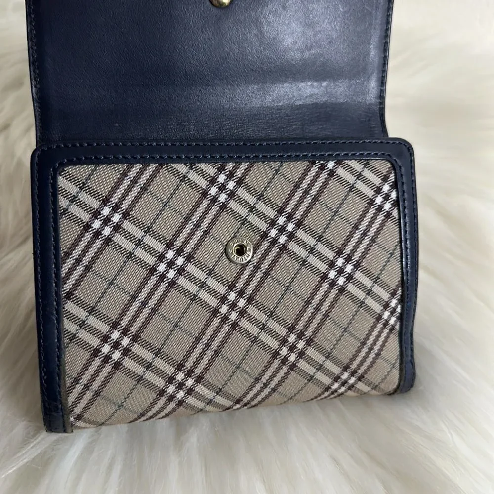 Burberry preloved short