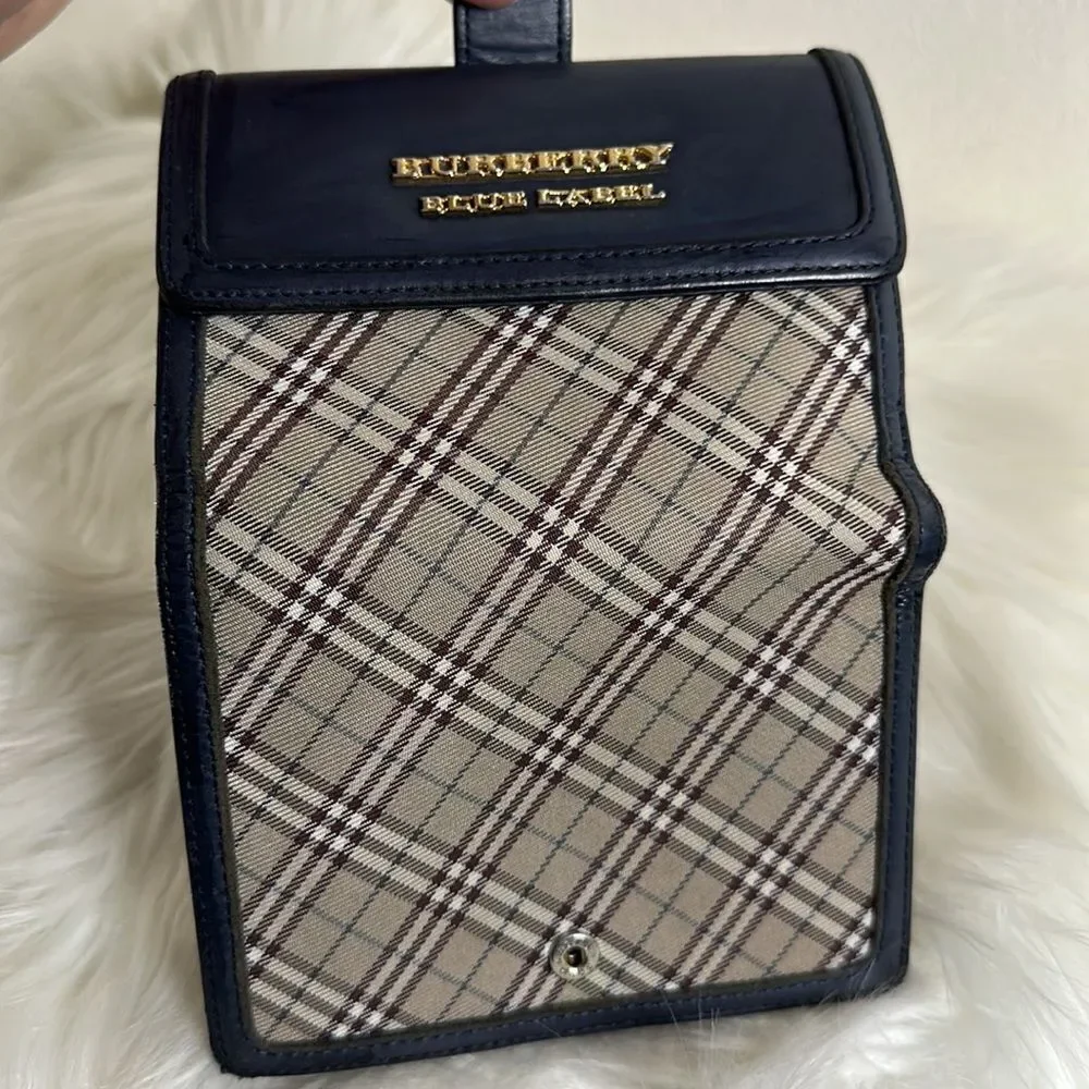 Burberry preloved short