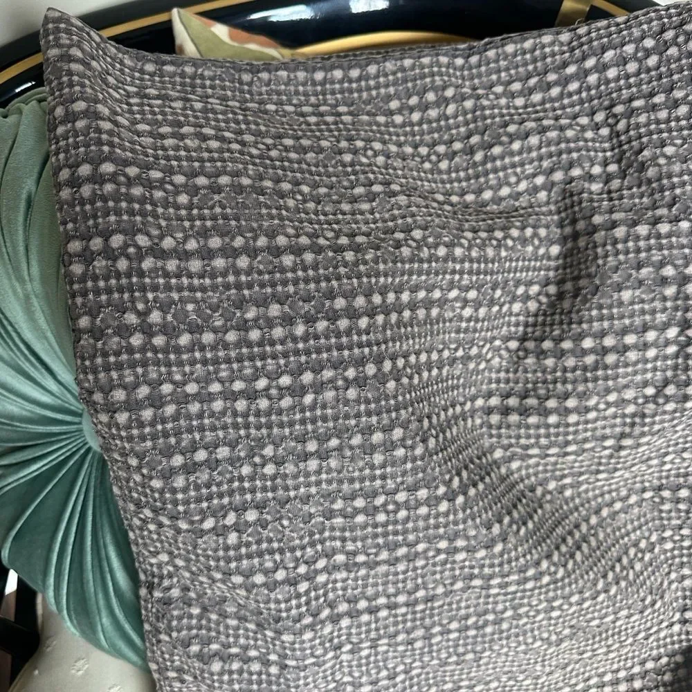 Pottery Barn 16”x26” zipper